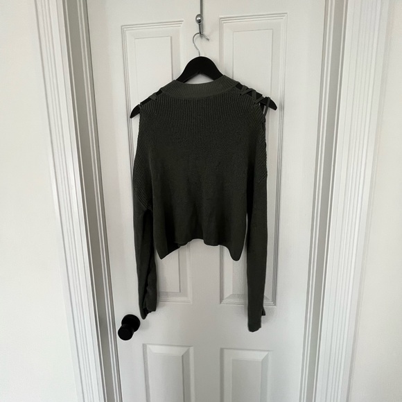 Wilfred Off Shoulder Salome Sweater Top Medium Olive Green - Picture 9 of 9